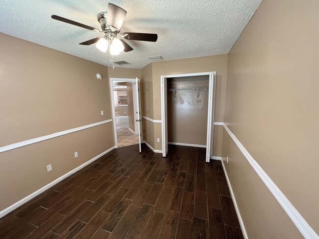 Building Photo - 3742 Star Leaf Road