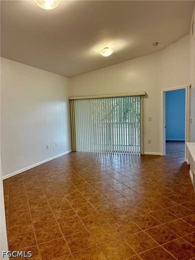 Building Photo - 15401 Bellamar Cir