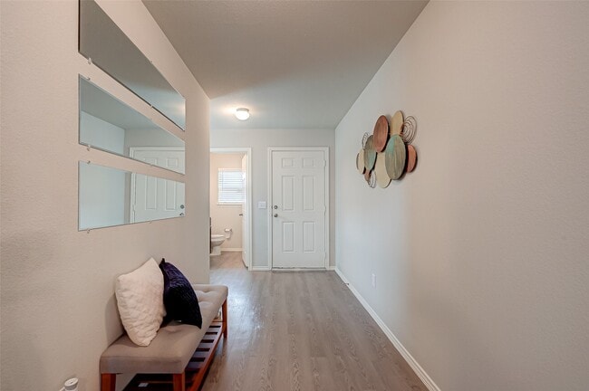 Building Photo - 23322 Dovetail Colony Ct