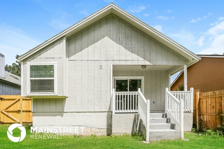 Building Photo - 2520 Townsquare Dr