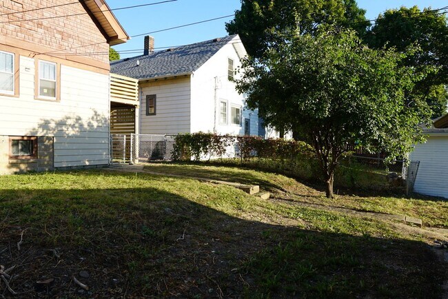 Building Photo - 3621 N 15th St