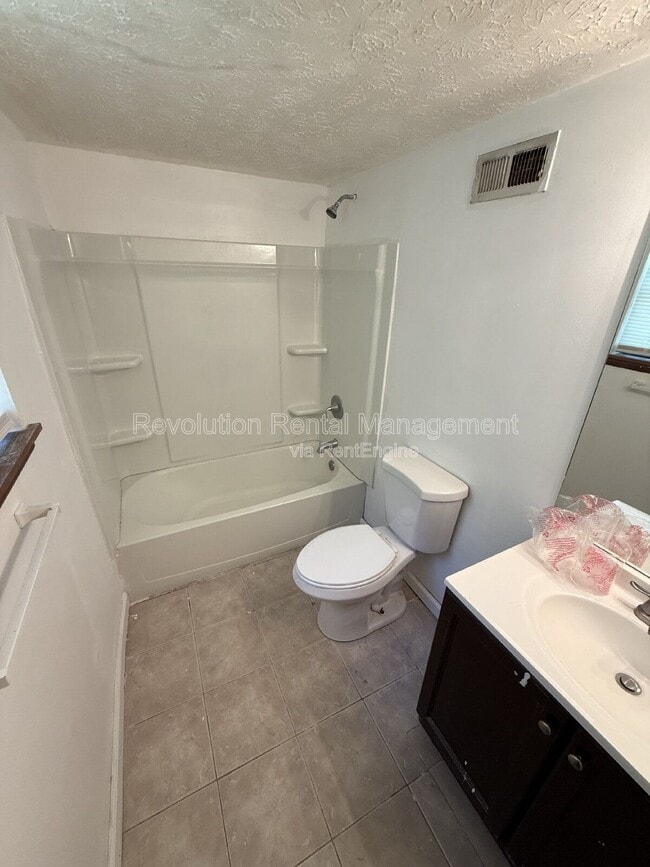 Building Photo - 6645 Smoke Ridge Dr
