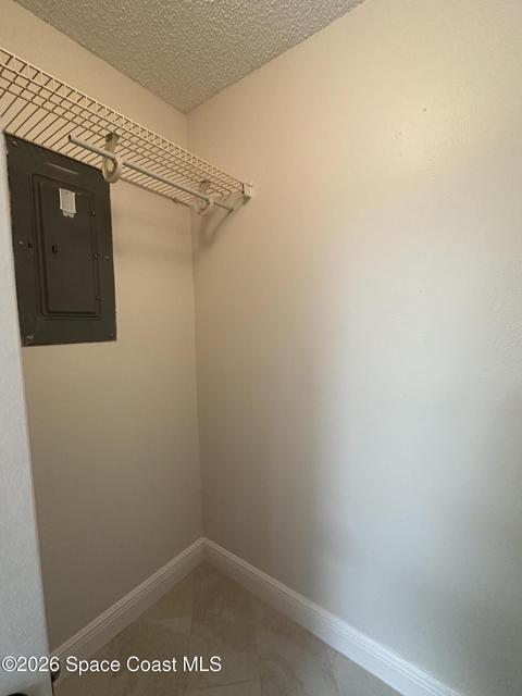 Building Photo - 55 Riverside Dr