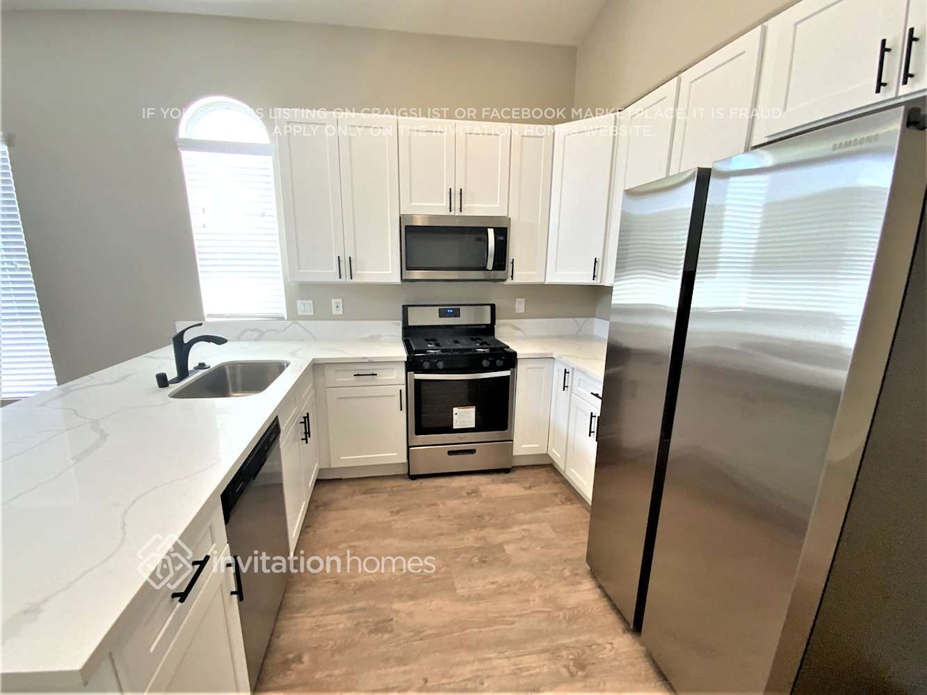 Building Photo - 9578 Lavarun Ct