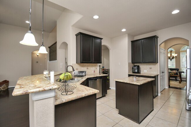 Building Photo - 17510 Woodfalls Ln