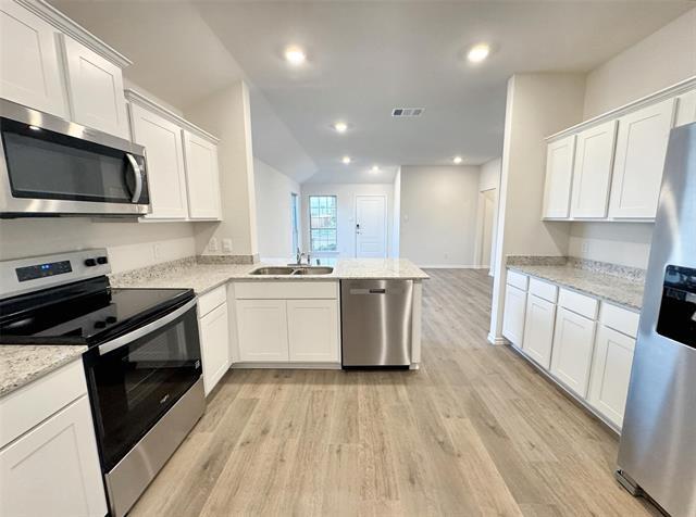 Building Photo - 810 Shear Dr