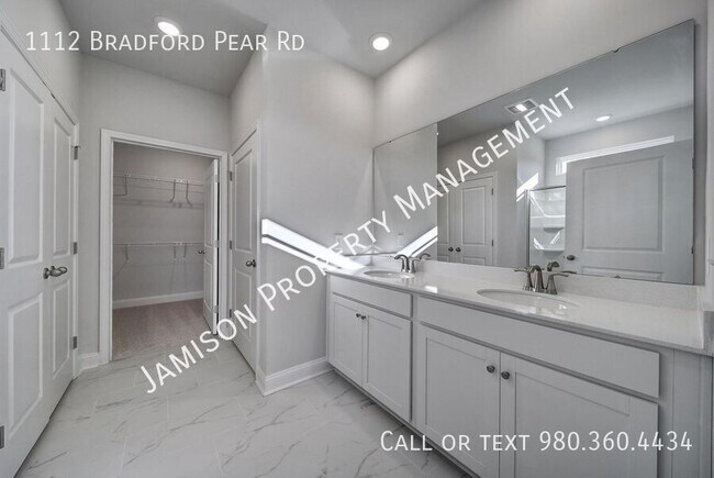 Building Photo - 1112 Bradford Pear Rd