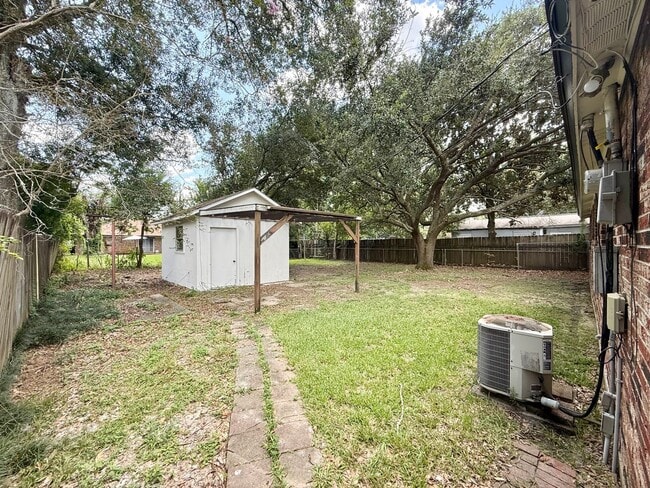 Building Photo - Home for Lease