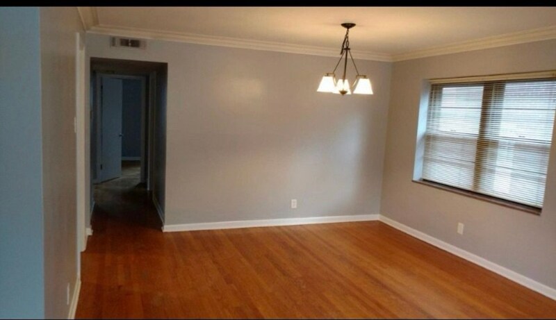 Building Photo - 1256 Moorlands Dr