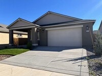 Building Photo - Newly Constructed West Carson Valley Home