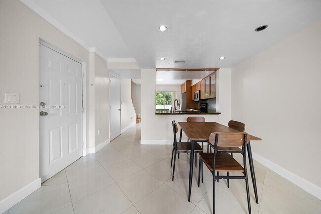 Building Photo - 8240 SW 149th Ct