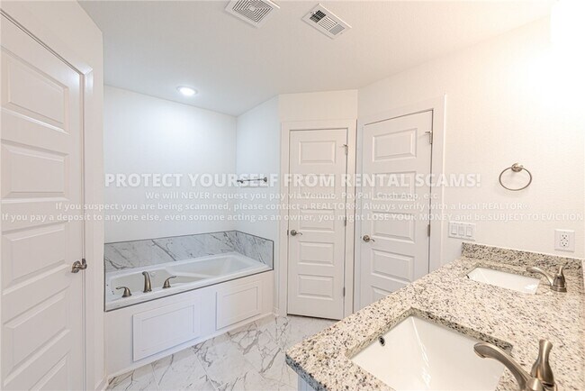 Building Photo - 238 Pennsylvania Ave