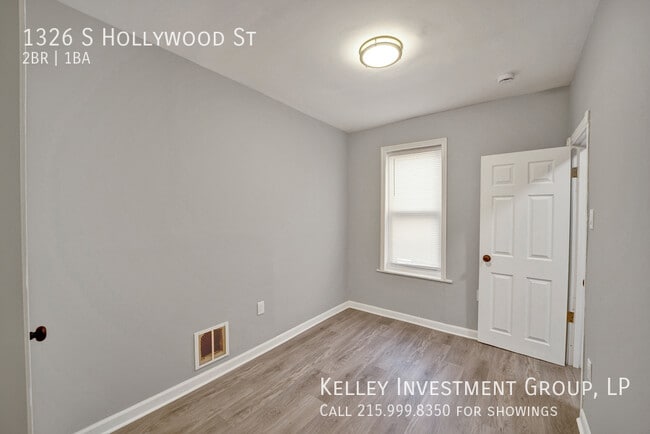 Building Photo - 1326 S Hollywood St