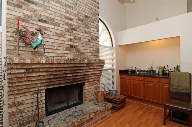 Building Photo - 5722 Bay Side Dr