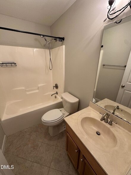 Building Photo - 111 Tuska Hills Dr