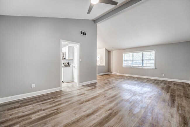 Building Photo - Charming 4-Bedroom, 3-Bath Single-Family Home in Memphis