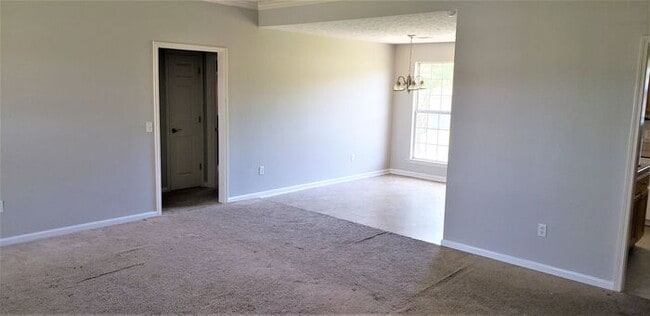 Building Photo - Showings Available