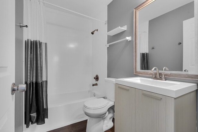 Building Photo - 2786 Yosemite Dr