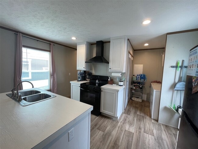 Building Photo - 20410 Telge Rd