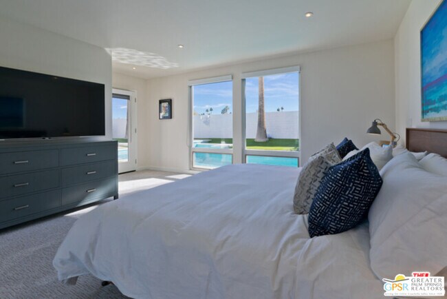 Building Photo - 3545 Ridgeview Cir S