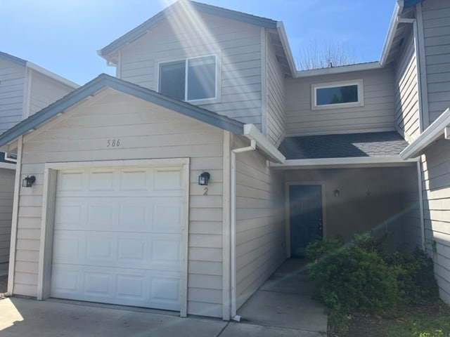 Building Photo - 586 Morgan Dr