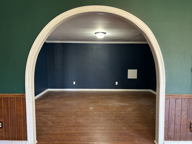 Building Photo - New Homestead: A Private, Tranquil, and Spacious Home