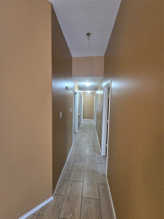 Building Photo - 21214 Ambergris Ct