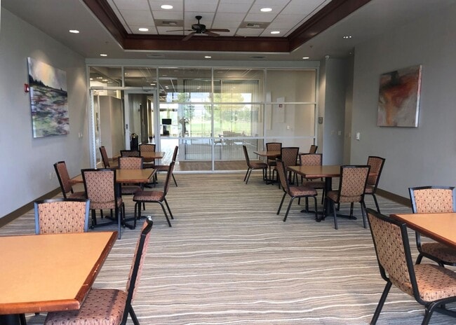 Building Photo - Lovely Home