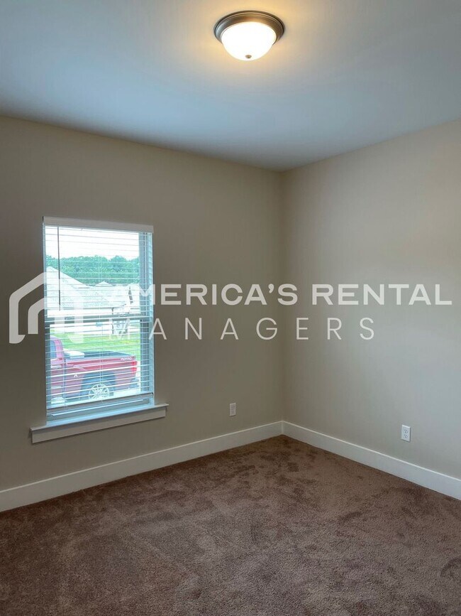 Building Photo - Home for rent in Brookwood, AL...COMING SOON!