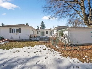 Building Photo - 2 Thomas Jefferson Pl