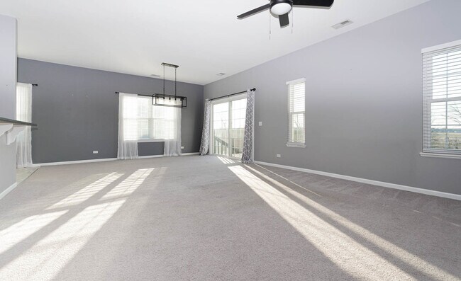 Building Photo - 2664 Cobblestone Dr