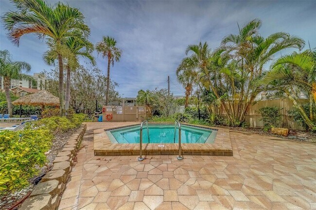 Building Photo - 400 Island Way