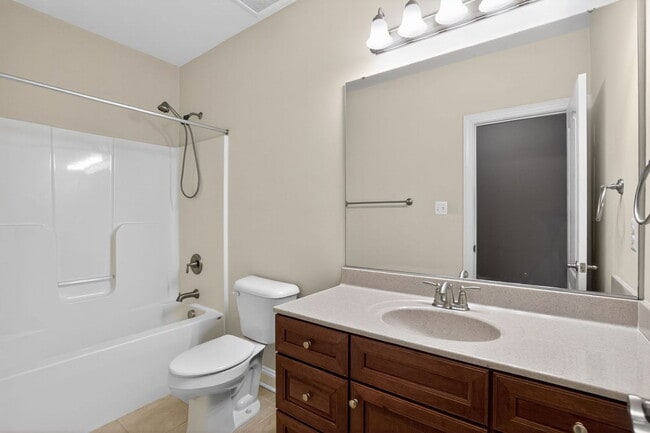 Building Photo - 46809 Shelton Dr