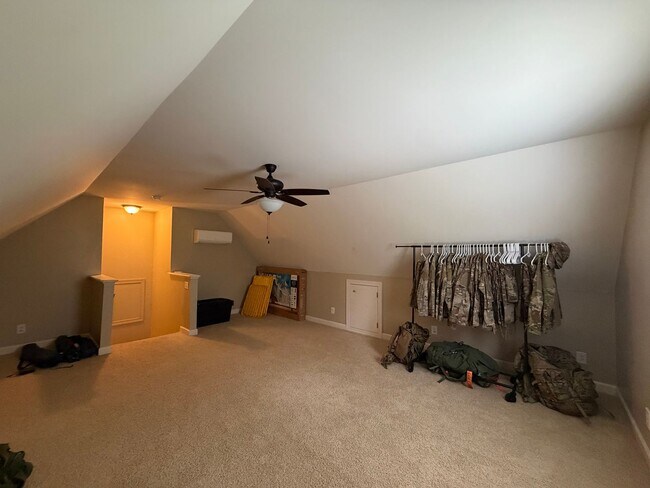 Building Photo - Carolina Lakes Gated Community!!