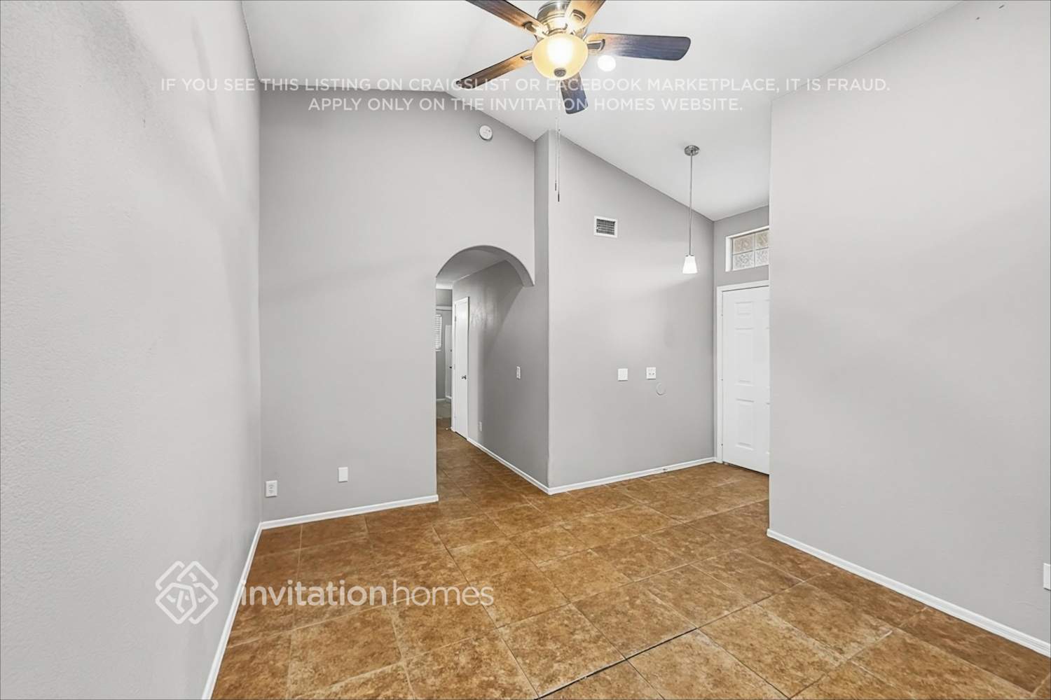 Building Photo - 2110 N Ithica St