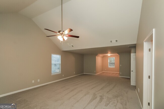 Building Photo - 6880 Estepona St