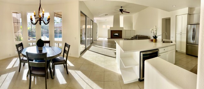 Building Photo - 49305 Rio Arenoso