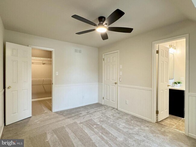 Building Photo - 906 Pritchet Ct