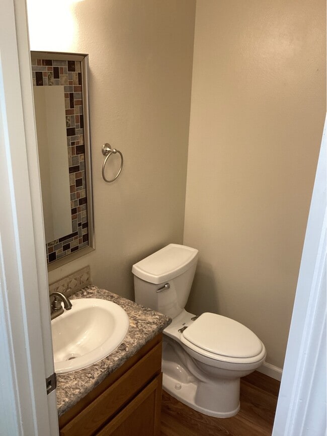 Building Photo - 66 NW 33rd Pl