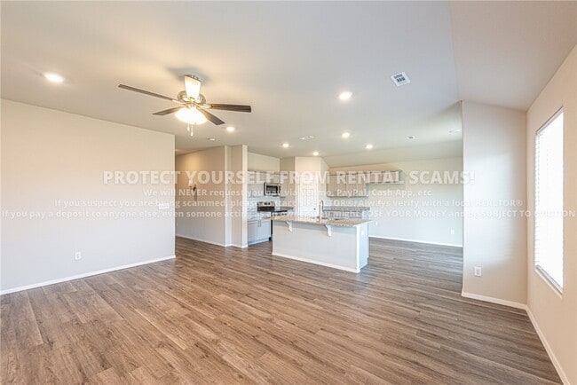 Building Photo - 2932 W Obsidian St