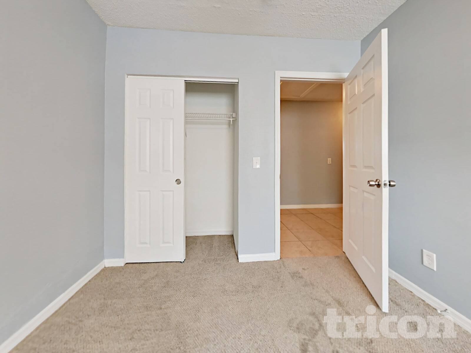 Building Photo - 910 Sunridge Point Dr