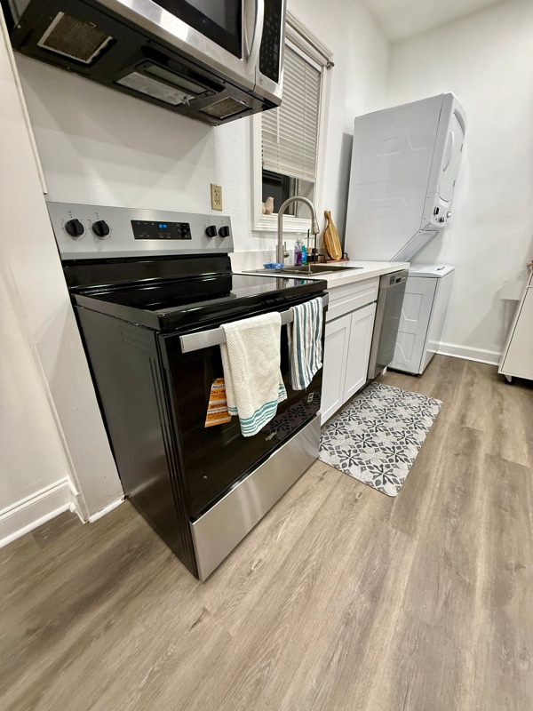 Building Photo - 747 Fourth St