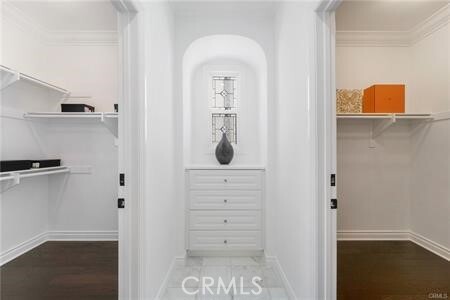 Building Photo - 71 Fanlight