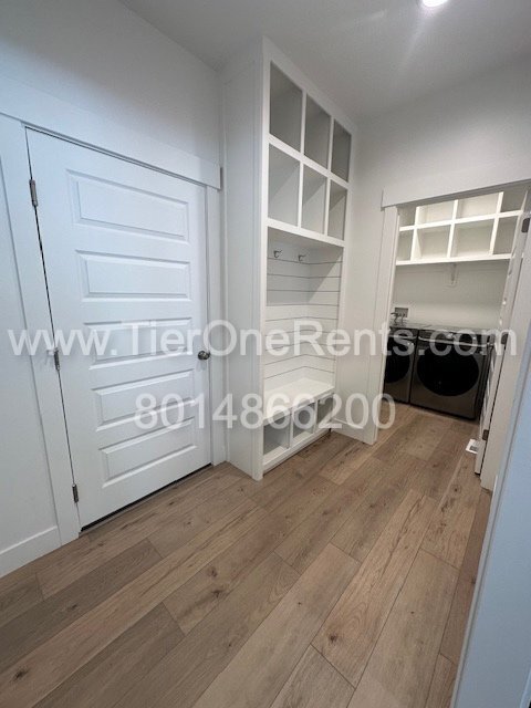 Building Photo - This property offers a NO DEPOSIT option a...