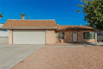 Building Photo - 6358 Meadowlark Ln