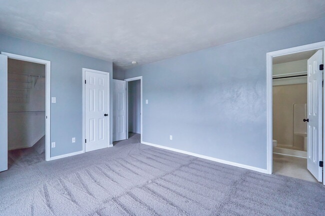 Building Photo - 5512 Finespun Last