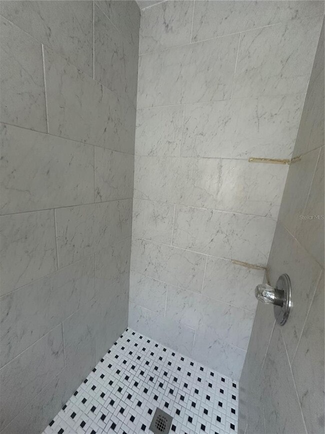 Building Photo - 3802 W San Juan St