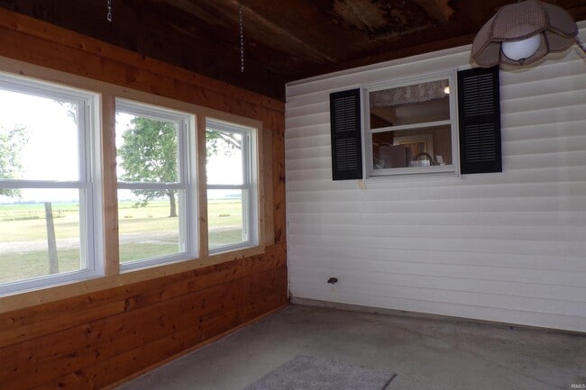 Building Photo - 7623 S 750 E
