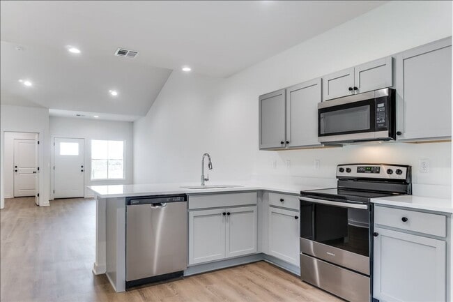 Building Photo - 11318 W 35th St S