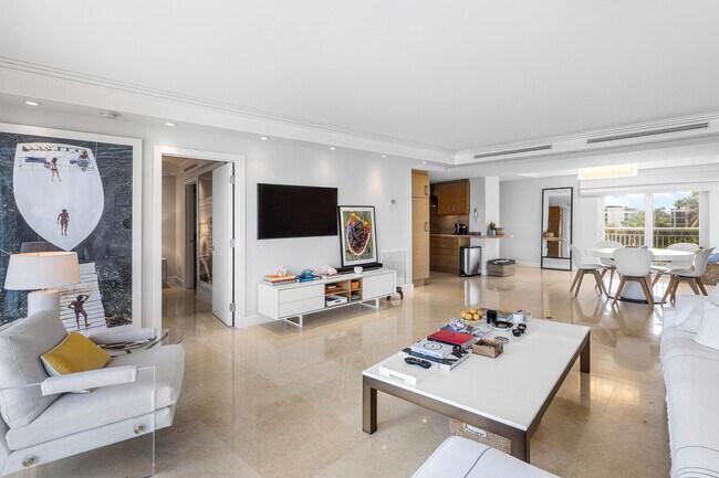 Building Photo - 2780 S Ocean Blvd